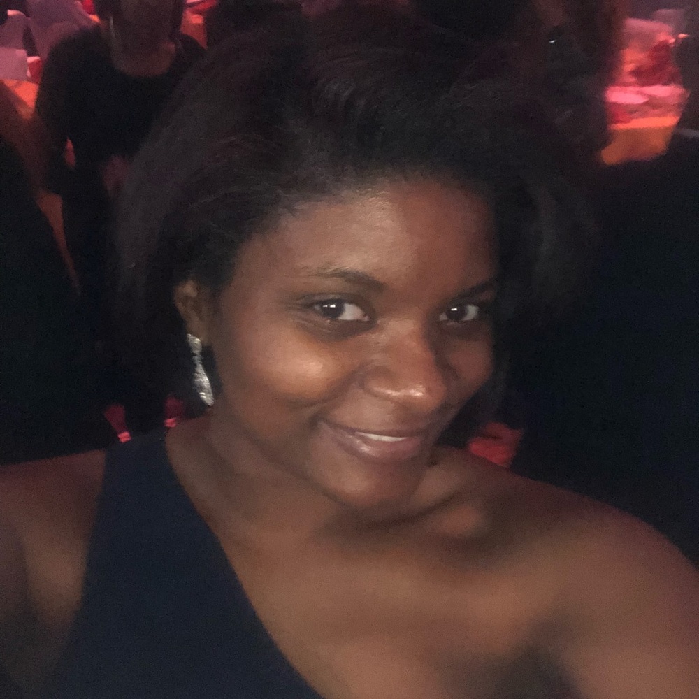 Meet your Posher, Lisa